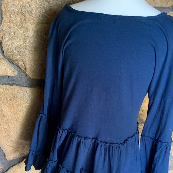 EUC Hannah Blue Knit Top with Ruffle - Size Medium - Picture 10 of 16